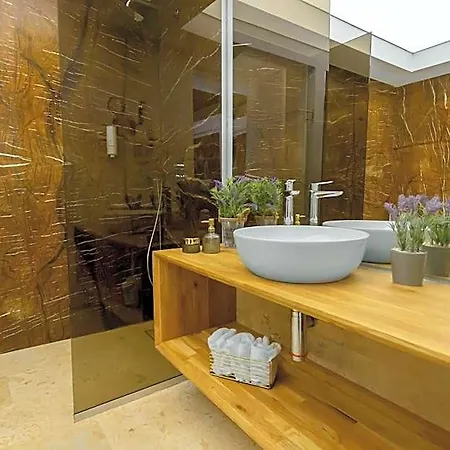 Novum By The Sea 4* Констанца
